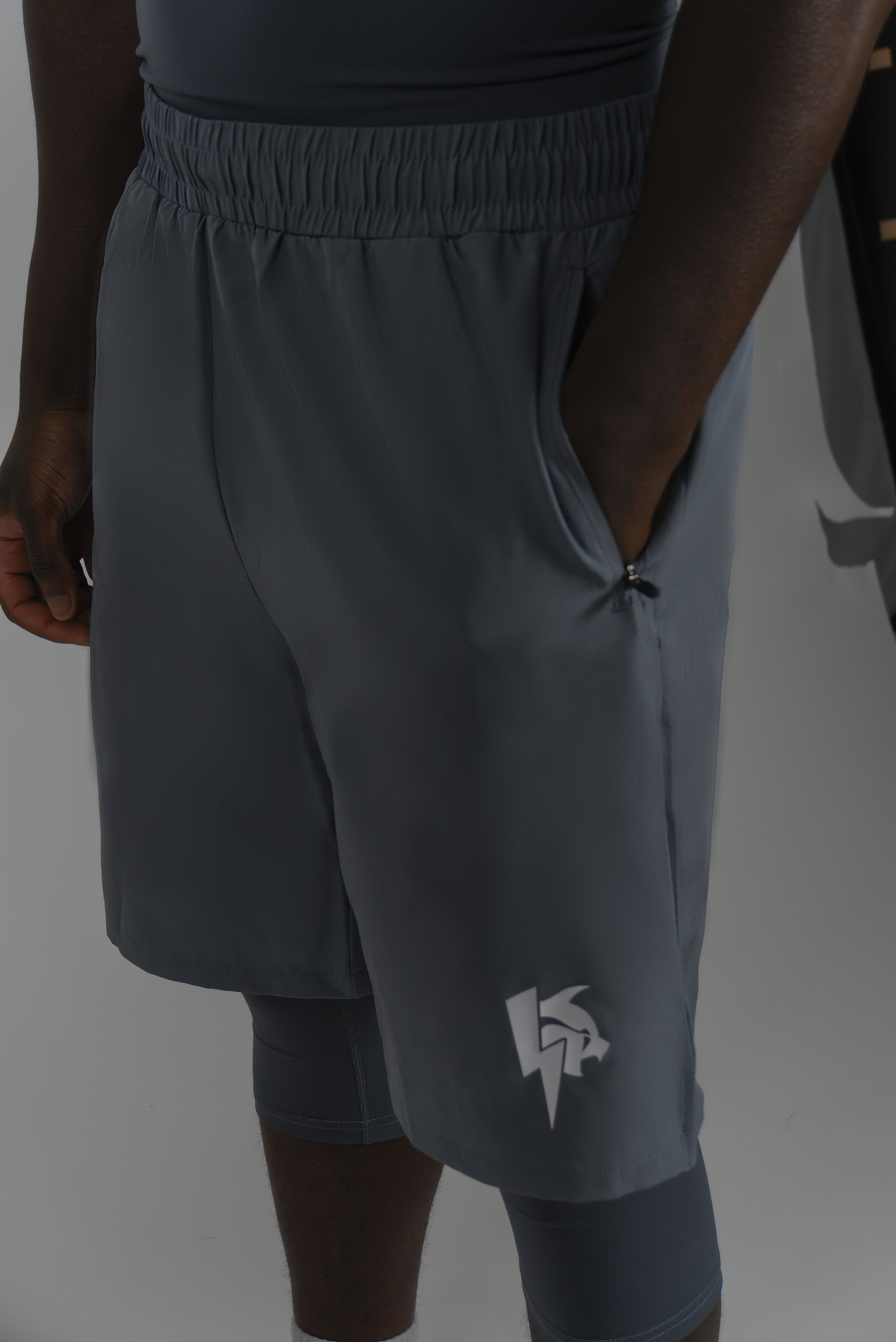 Ihsaan Awrah Shorts Grey